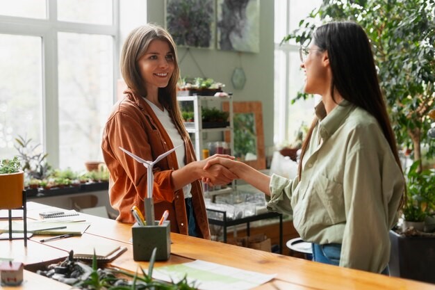 Tender Ramah Lingkungan: Strategi Pengadaan Berkelanjutan yang Efisien dan Kompetitif