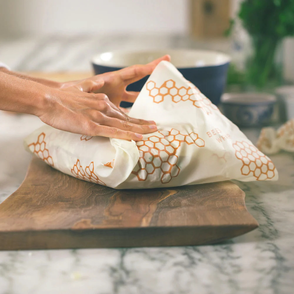 Apa Itu Beeswax Wrap? Alternatif Ramah Lingkungan Pengganti Plastik